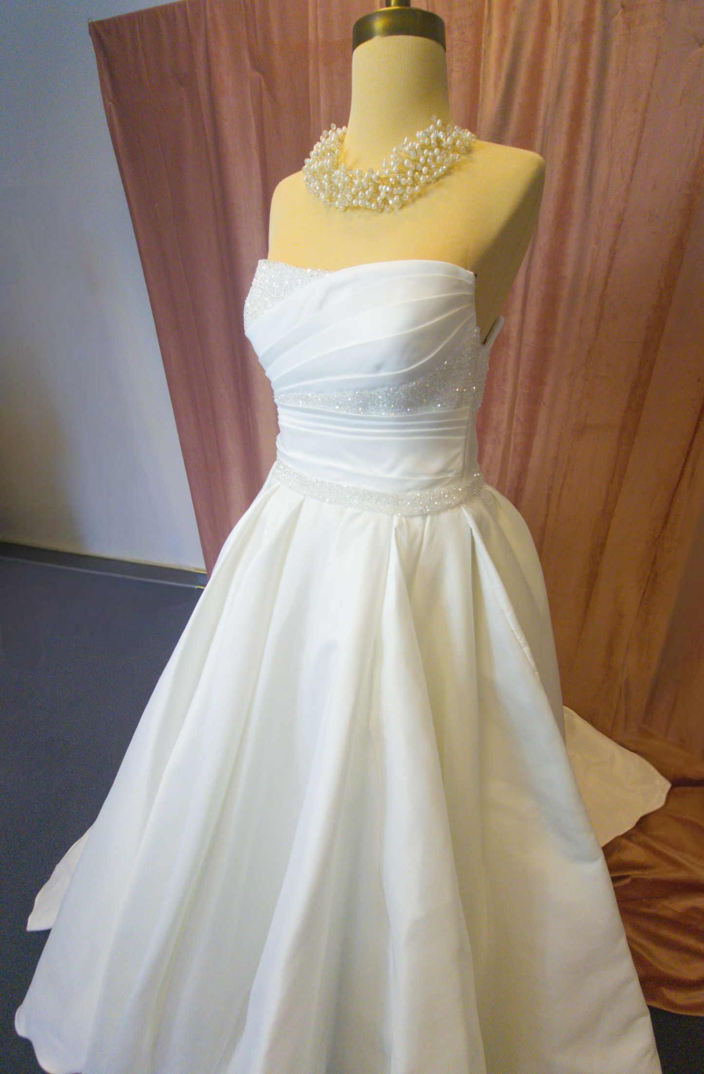 Location robe CÉLIA